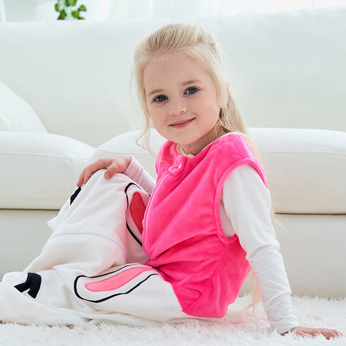 Saco de Dormir Pijama Infantil Conejo en uso