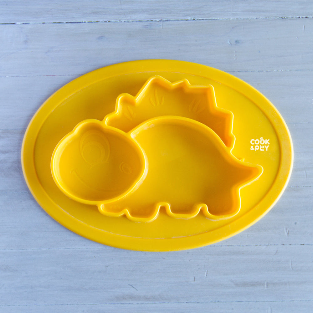 Cook&Play Plato Dinosaurio Amarillo StickyMat- Plato con Succión