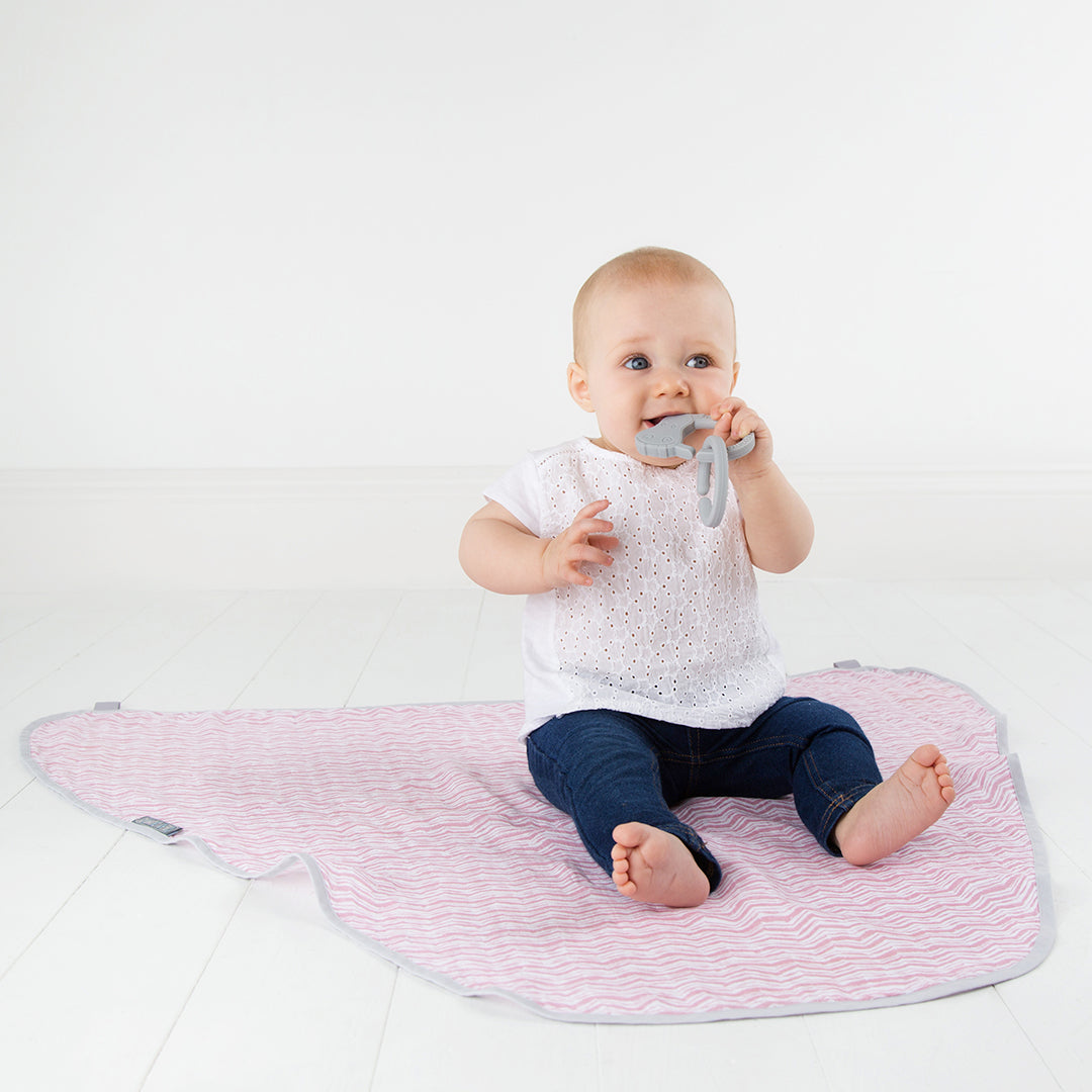 Cheeky Chompers Manta Multipropósito MultiManta 100% orgánica- Rosy Days