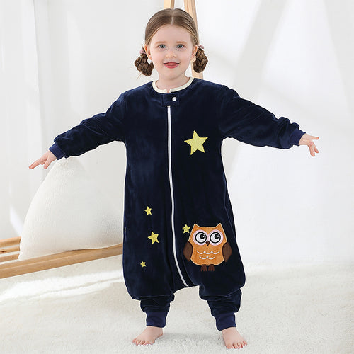 Saco de Dormir Pijama Infantil con Mangas Búho en uso
